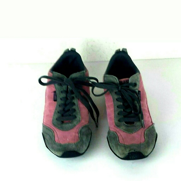 Guess women's suede pink sneakers working shoes - Picture 4 of 7